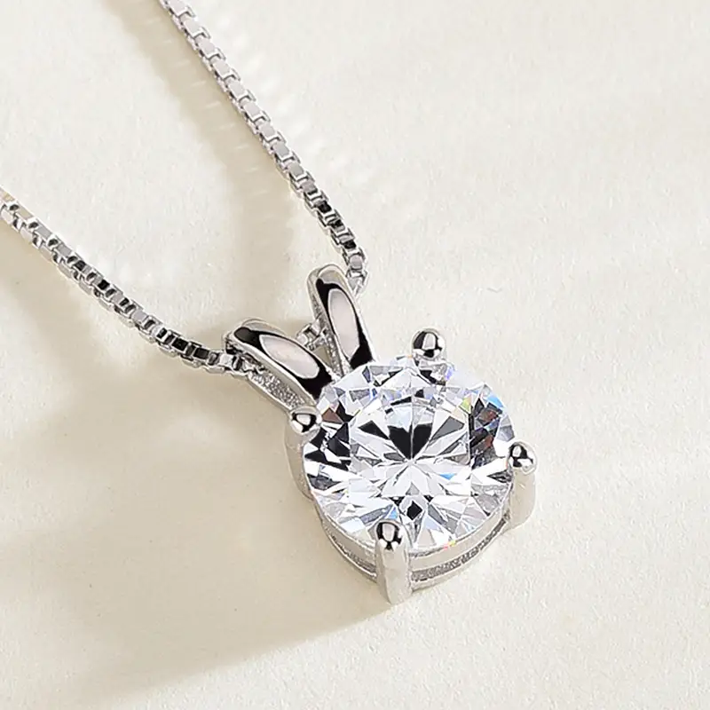 Glittrande 1 Karat Moissanit Hängehalsband - 14 k Vit Guld Pläterad / Lab Diamant - mutual