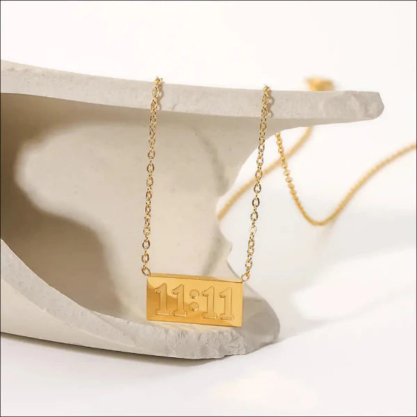 11:11 Änglanummer Halsband – Spirituell Elegans i Guld - JDN21126 / 35 gr - Personligt smycke