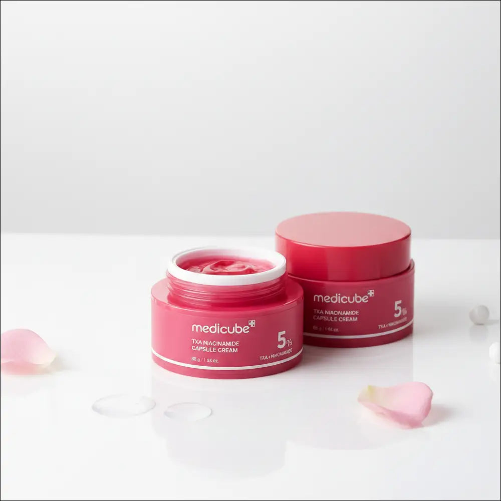 Medicube TXA + Niacinamide Capsule Cream – Återfuktande ansiktskräm - Röd Vit - Hudkräm
