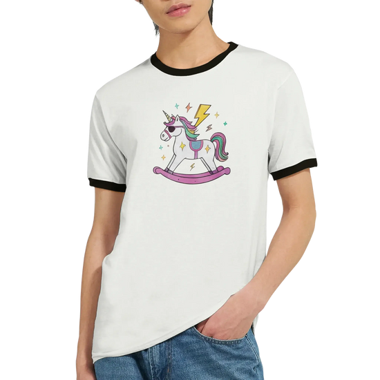 Unicorn Ringer T‑Shirt med gunghäst och blixtmotiv i grafisk stil.