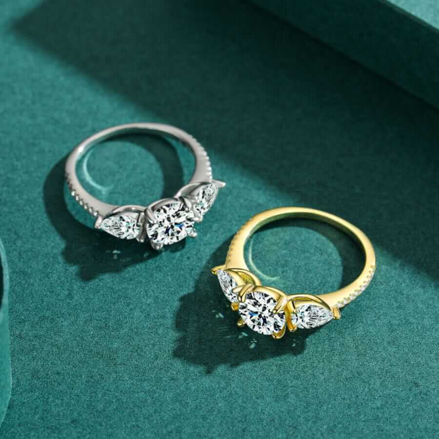 Silverring med ädelsten och diamantdesign