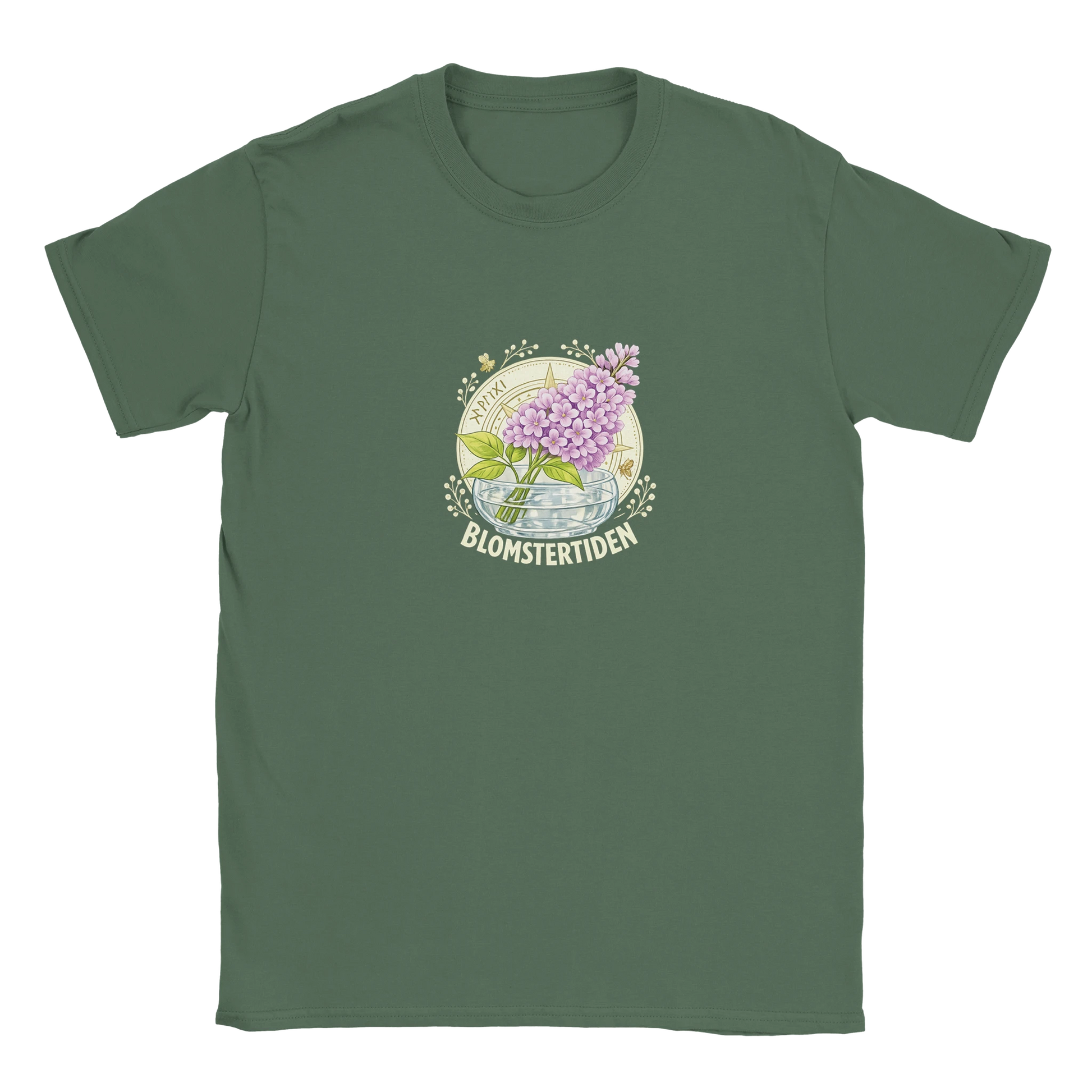 Floral T-Shirt med Syrenmotiv - Blomstertiden, grön t-shirt med blommig illustration.