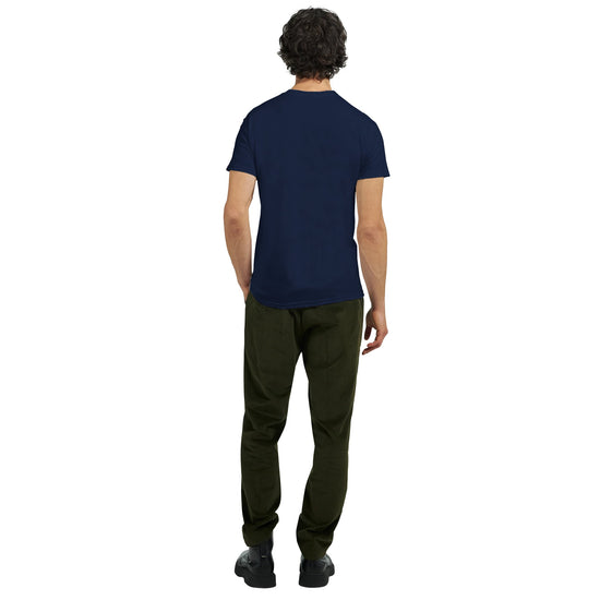 Marinblå t-shirt med evolution och gammal gubbe grafik, sedd bakifrån, perfekt för casual stil.