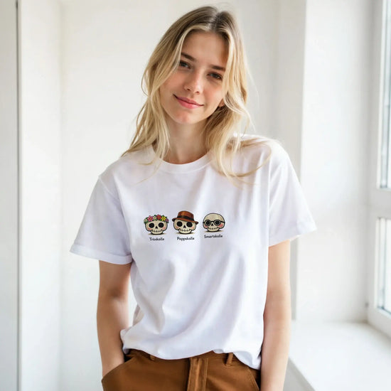 Klipska skallar t-shirt – en stilren, nordisk skull‑design med mjuk passform och hållbart.