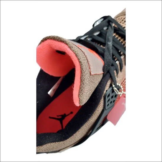 Air Jordan 4 Retro Taupe Hazel