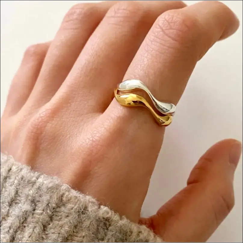 Asymmetrisk Silverring i Silver – Modern Design - Silverringar