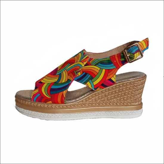 Färgglada wedges sandaler i hippie-stil med kilklack och regnbågsmönster, perfekta för sommarens äventyr.
