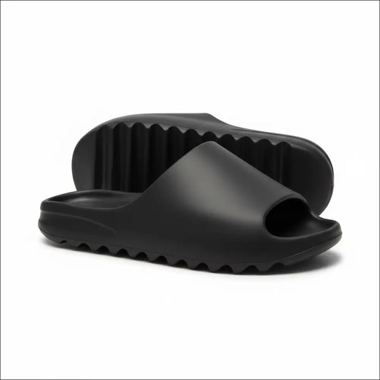 Recovery Slide Men’s Anitslips – EVA-slippers in black, designed for comfort and relaxation after long days.