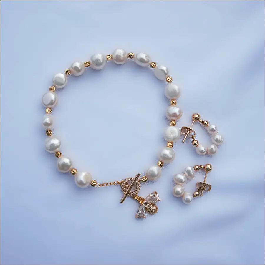 Delikata Barockpärlor och Guldberlock Armband med Sötvattenodlade Pärlor - Sötvattenpärlor Guldpläterat Bi / 80 gr