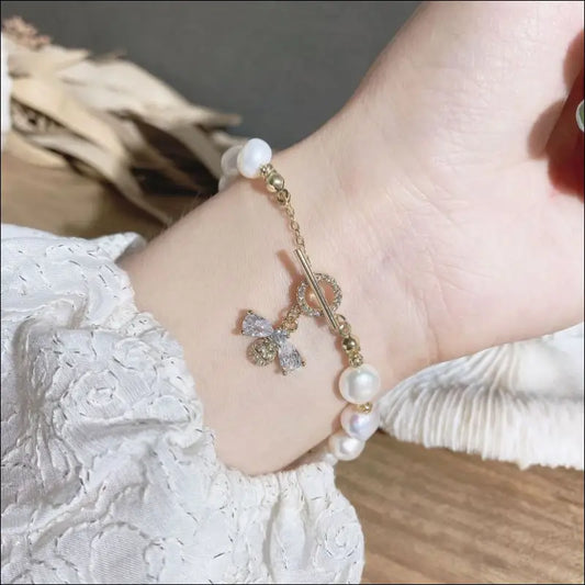 Armband med Sötvattenodlade Pärlor och Guldberlock - Sötvattenpärlor Guldpläterat Bi / 80 gr - Barocka pärlor smycke