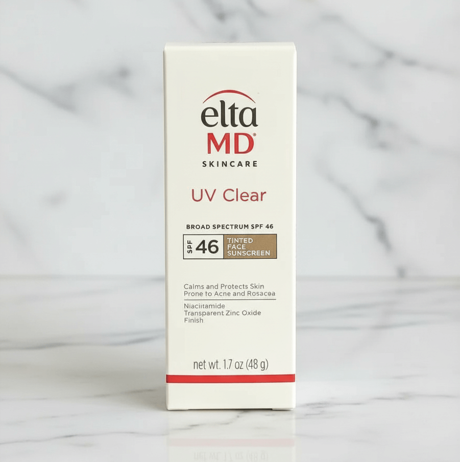 Foundation från EltaMD - återfuktande solkräm i hudton SPF 46, doftfri och icke-kladdig.