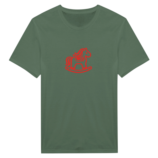Dalarna röd gungande hästtryck på en grön t-shirt, minimalistisk Svensk designklassiker.