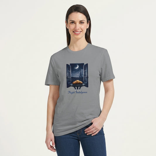 Grå t-shirt med illustration av croissant och natthimmel, Midnight Paris.