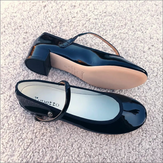 Mary Jane Patent Leather Ballet Flats – Women’s Classic Model - Damskor