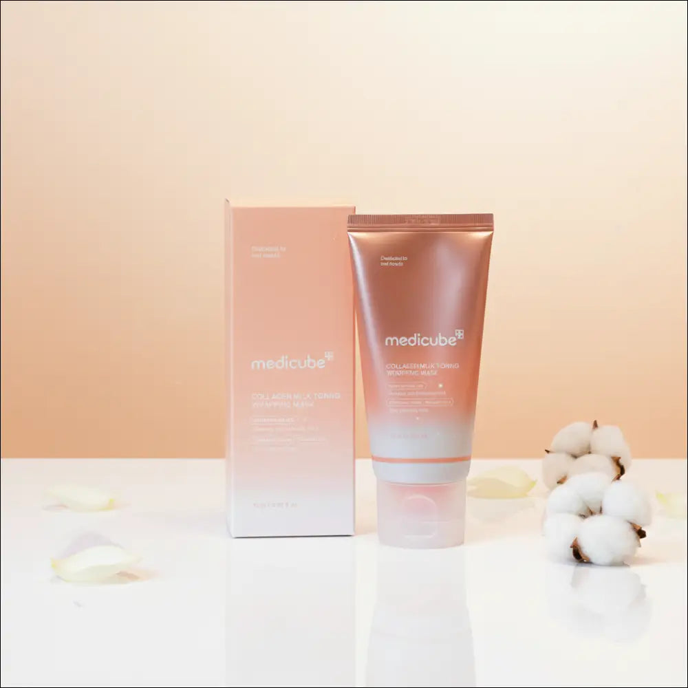 Medicube Collagen Mask Milk Cream produktförpackning och tub för strålande vacker hud.