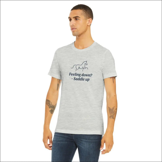 Minimalist Ryttar Tee – Unisex Sval Triblend Mix - Print Material