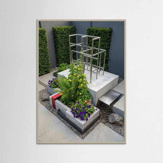Modern Stone Gray Garden – stilren trädgård med geometriska former och grönska i grå färgpalett.