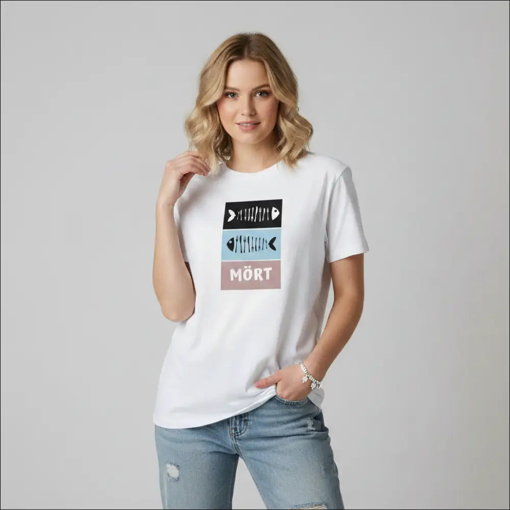 Mört stiliserad grafisk t‑shirt för fiskälskare, med humoristisk design och färgglada motiv.