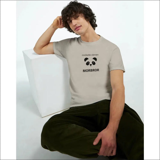 Morbror T-shirt med Panda Motiv | Klassisk Passform - Print Material