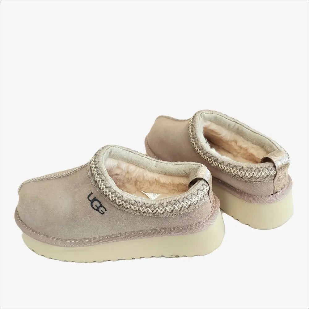 UGG Tazz Sand slippers – för kalla dagar - Tofflor